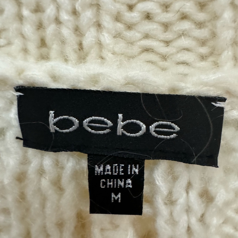 Bebe - Picture 2 of 4